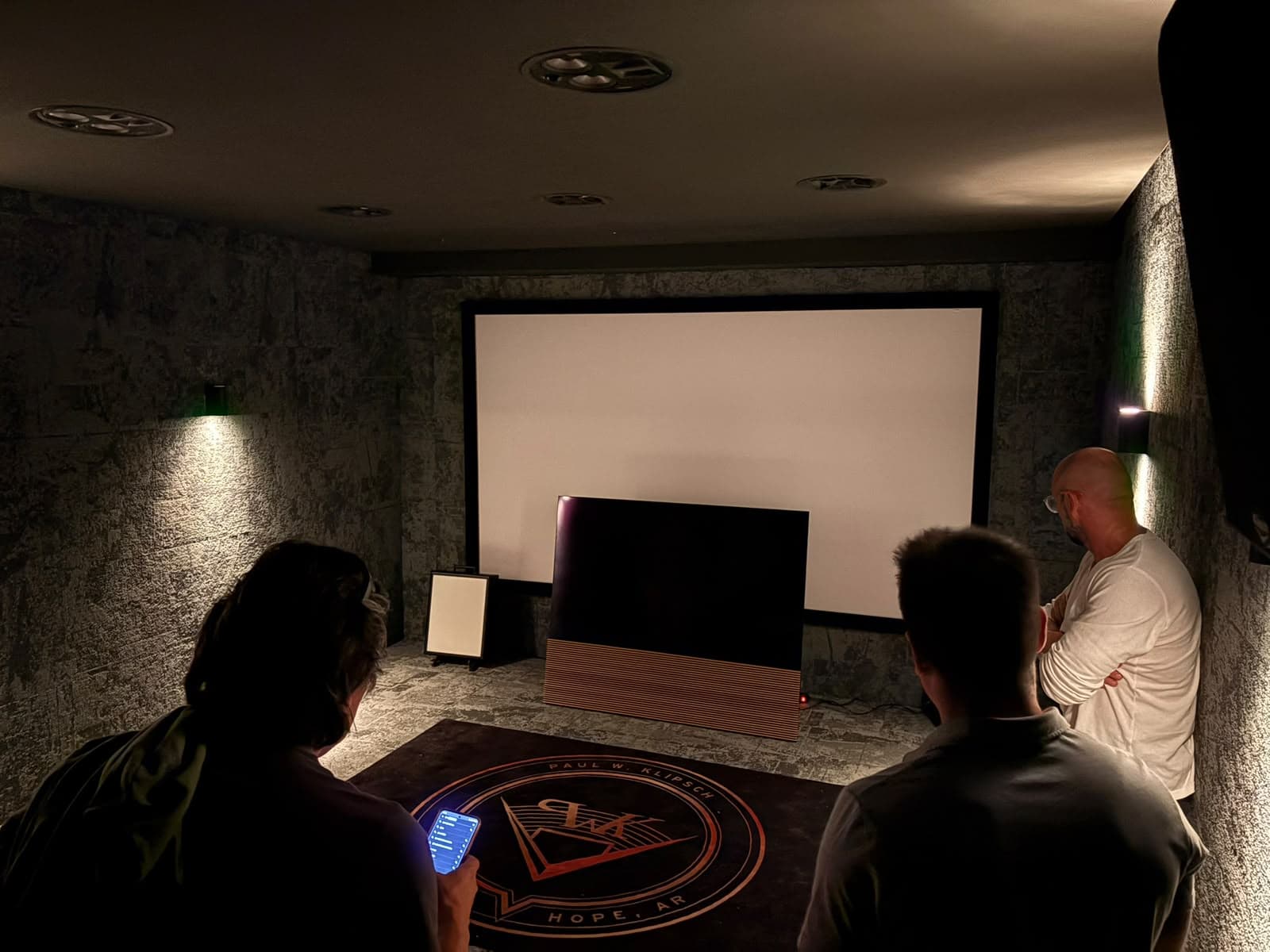 CANVAS system with a wooden front and television during the Ditelba training event